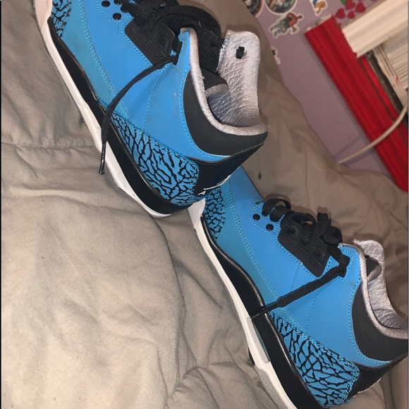 Jordan Powder Blues Size 4y 9/10 condition - Picture 3 of 6